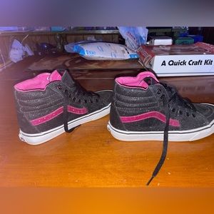Vans skateboard shoes hi-top glitter black and pink